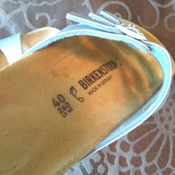New Without Box Silver Birkenstocks Birks Size 40 - Picture 3 of 5